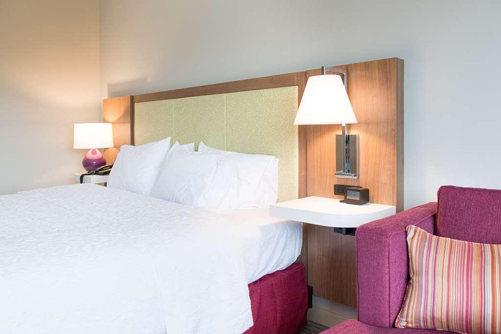 Hampton Inn And Suites Fayetteville, Nc Zimmer foto
